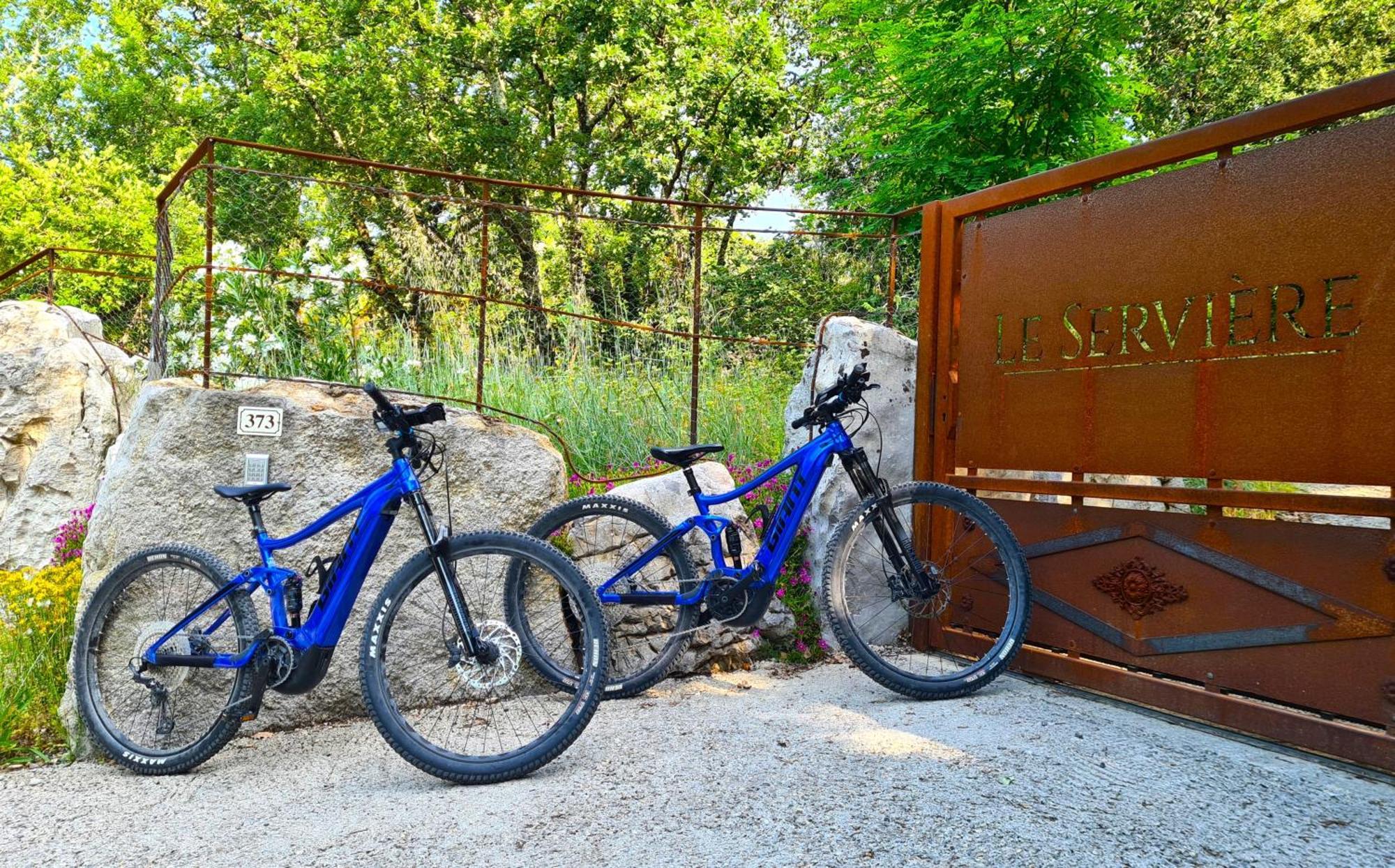 Cabanes Lodges Le Serviere Balazuc Luaran gambar